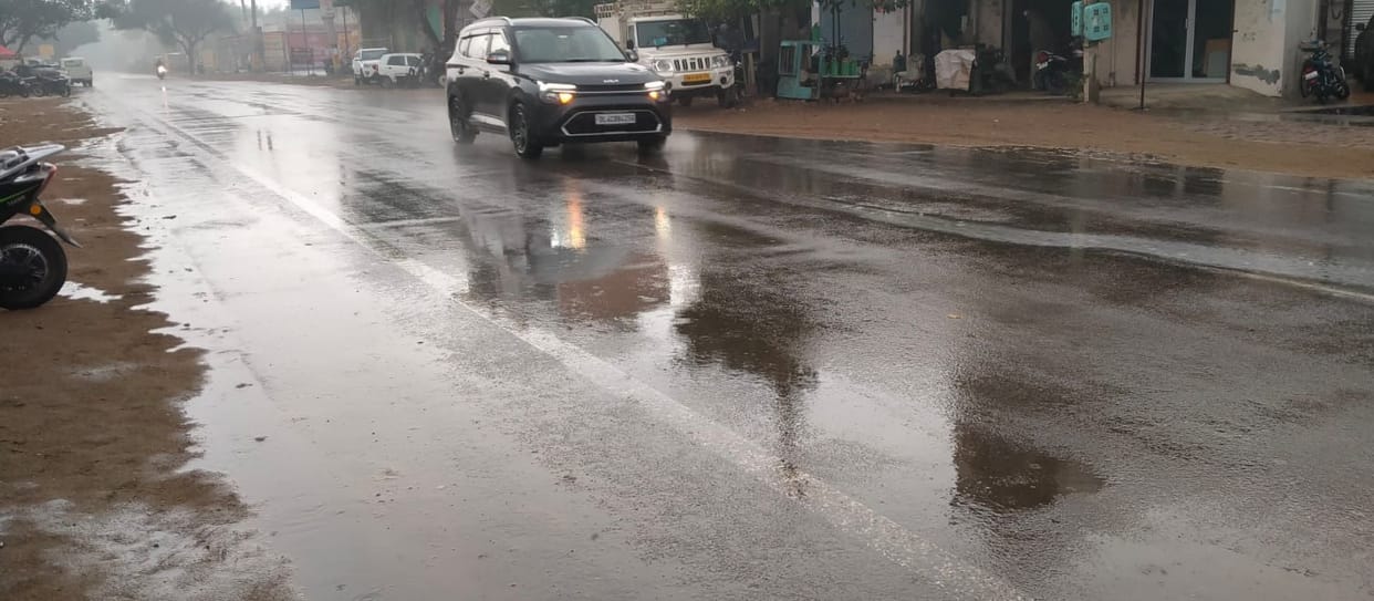 Drizzle increases chill, maximum temperature drops by 2.8 degrees