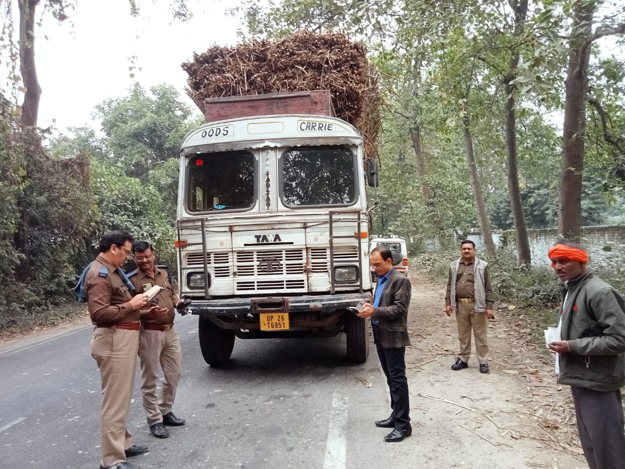 Action taken against 12 trucks and four tractor trolleys, fine recovered