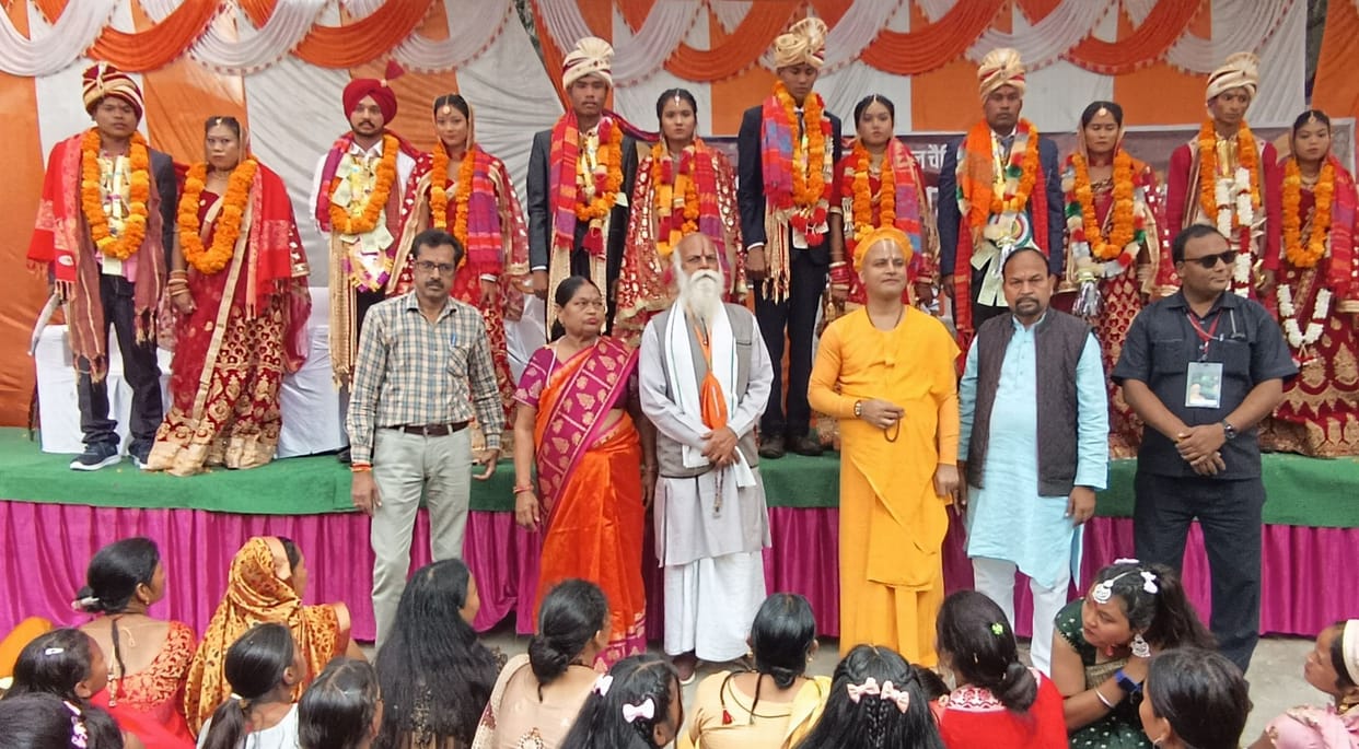 Mass marriage of six poor girls organized