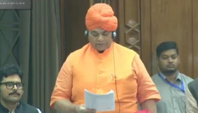Swami Omvesh raised the issue of widening of Chandpur-Basta road in the assembly.