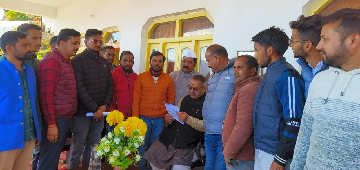 Minister angry over Hunera road not opening, talks to secretary
