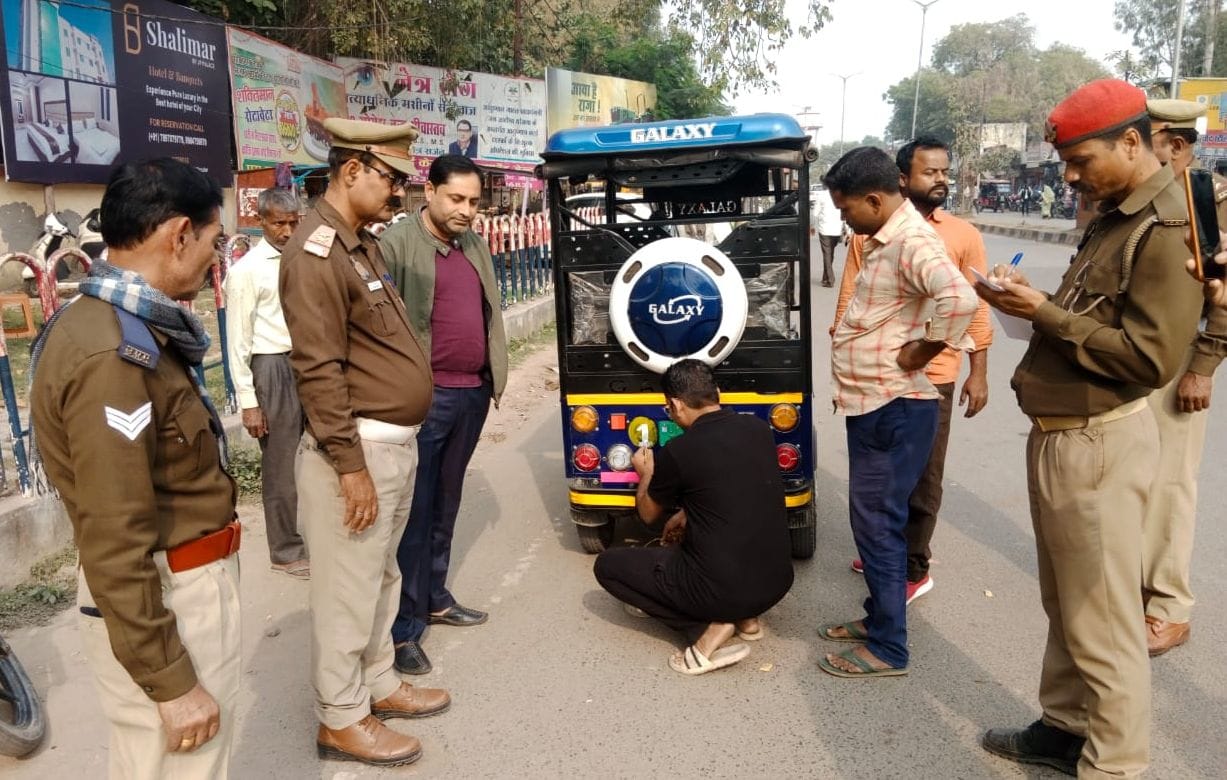 Route trial of e-rickshaw will begin, coding will begin