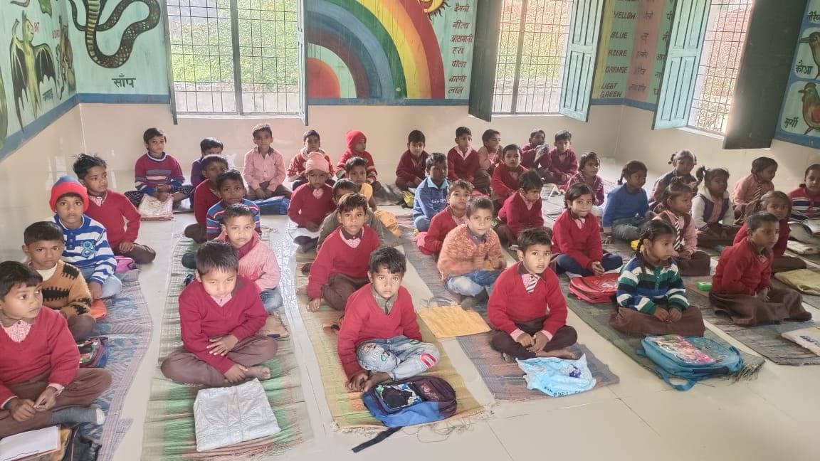 Children will not study sitting on the ground in winter