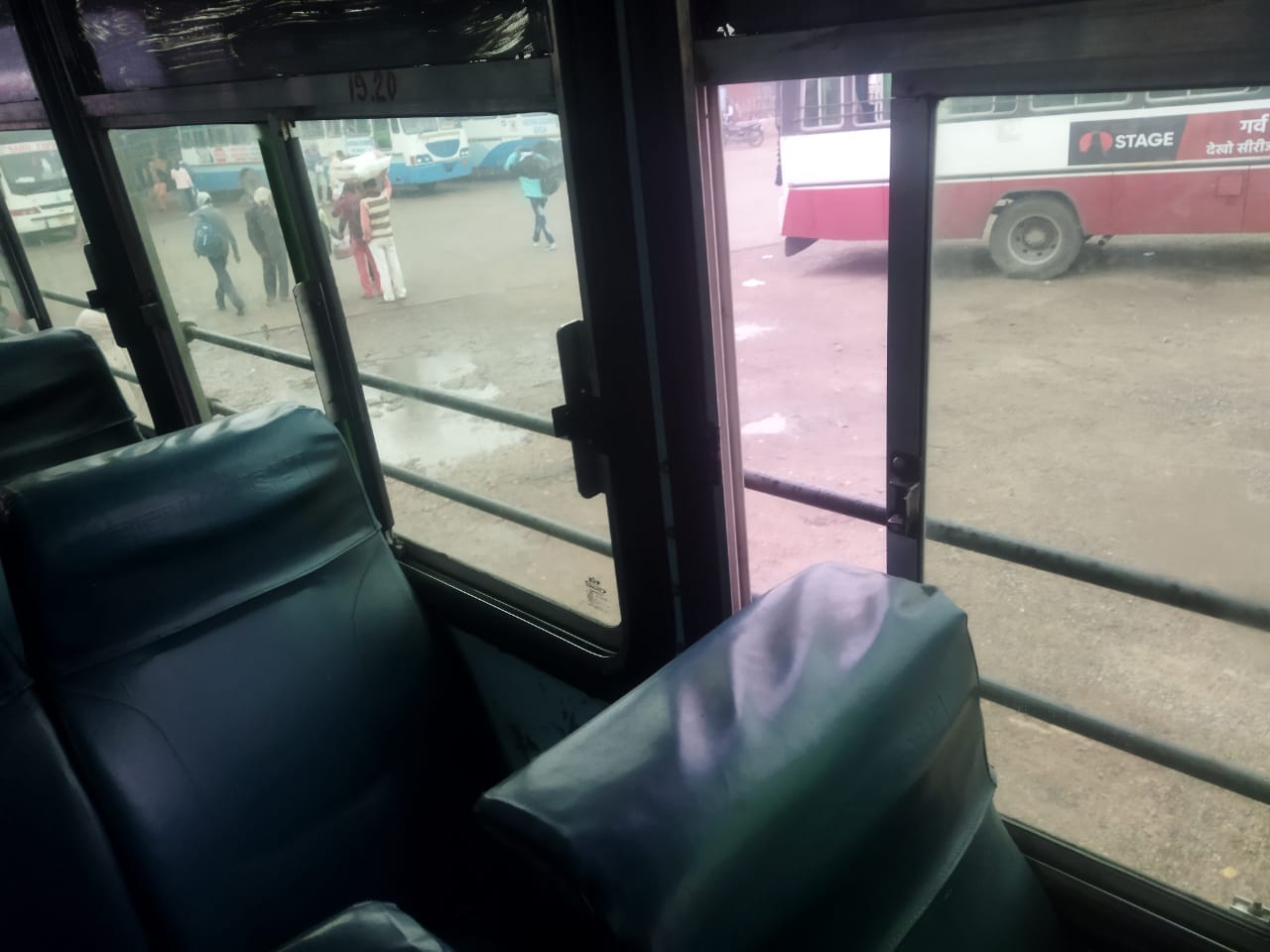 Windows of buses jammed, passengers facing cold