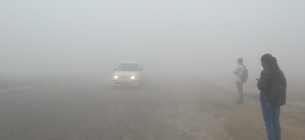 The speed of vehicles stopped with the onset of fog