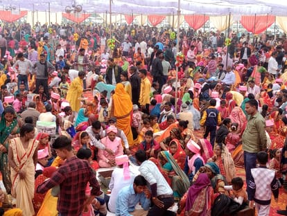 415 couples got married in mass marriage