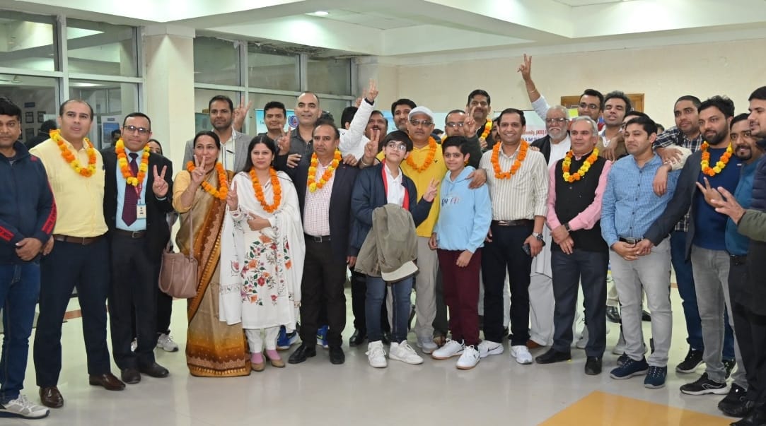 By winning by 60 votes, Dr. Vikas became teachers union head for the 7th time