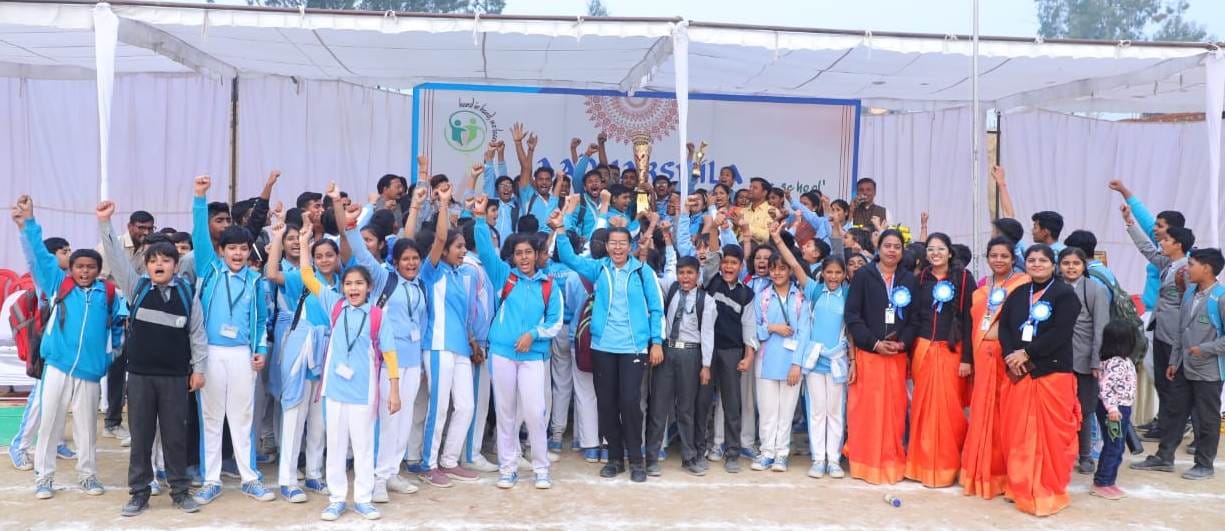 Blue House won the title of best house in senior category