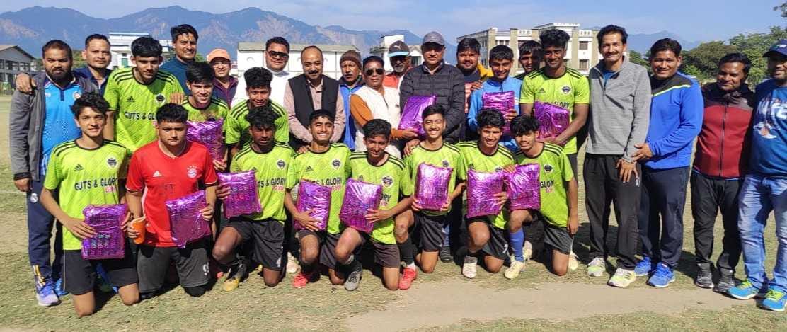 Tanakpur became champion due to the brilliant performance of goalkeeper Sameer