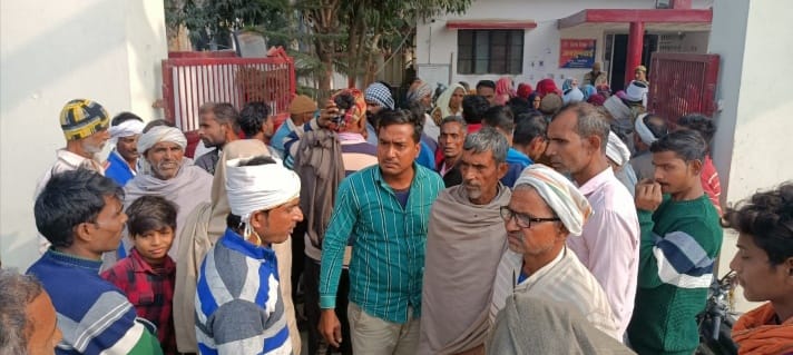 Ruckus among villagers in police station, altercation with police