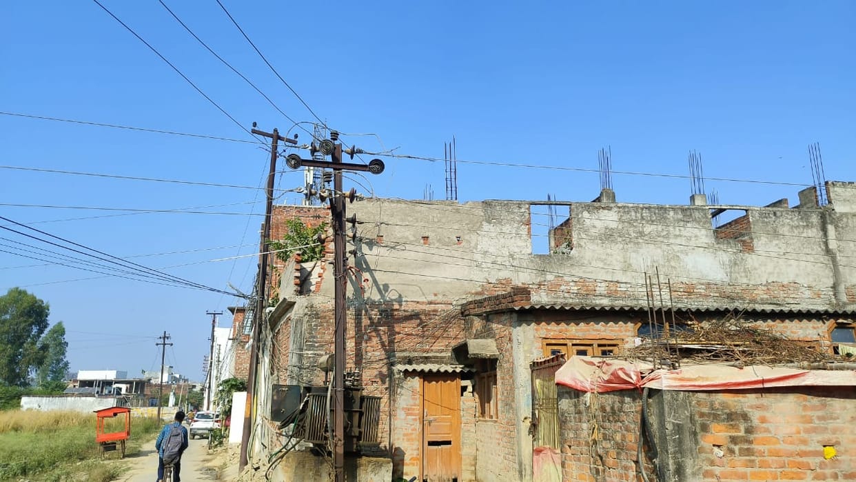 Illegal line game profits kept coming and lines kept getting laid in Gorakhpur