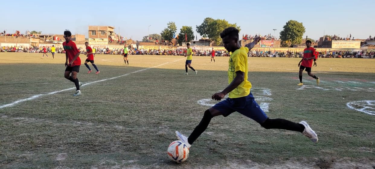 DFA Ballia captured the trophy by winning the final match.