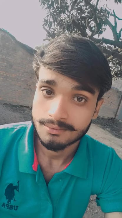 Bike rider dies after being hit by tractor-trolley, companion also injured