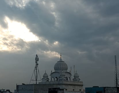 Weather changed due to drizzle, cold increased
