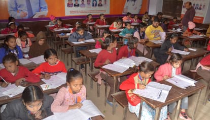 2194 candidates appeared in the Vidya Gyan exam.