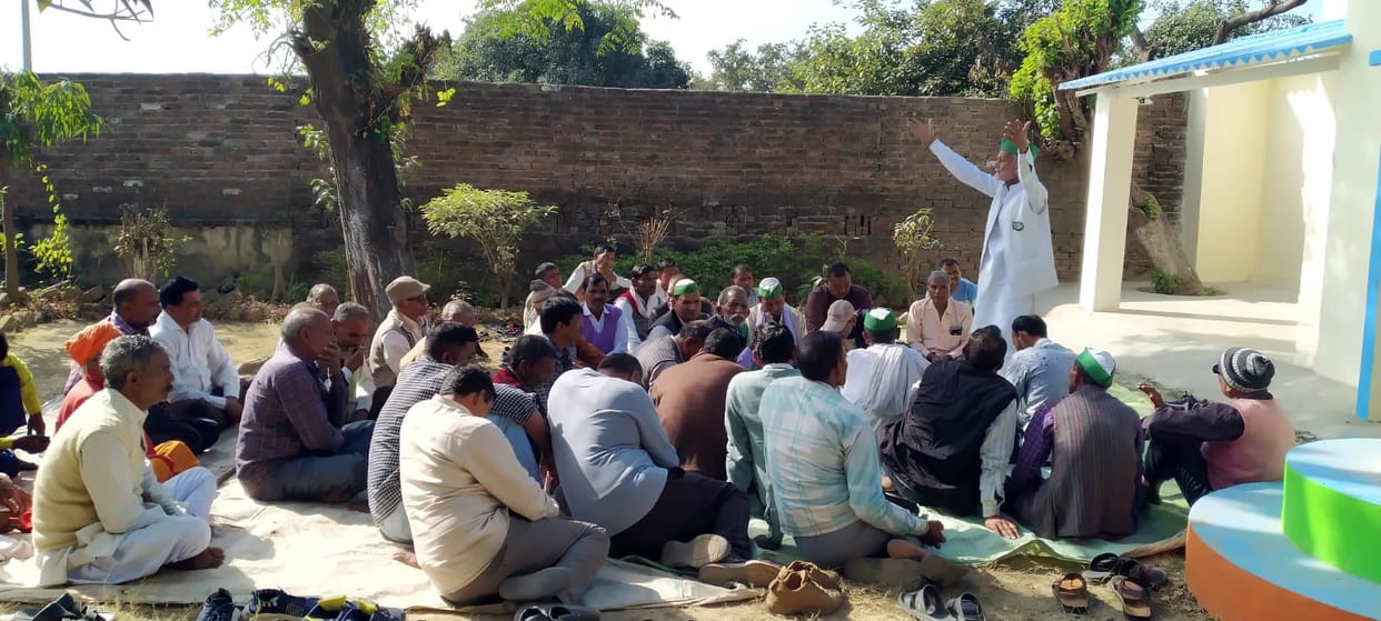 Demand to compensate for the loss of crops submerged in Ramganga