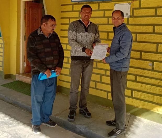 Villagers of Sui protested against KVK's proposed solar pumping scheme.