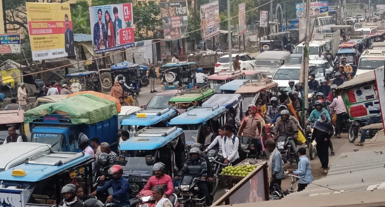 vehicles kept crawling for three hours