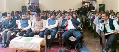 Voting is the biggest festival of democracy, every voter becomes a participant