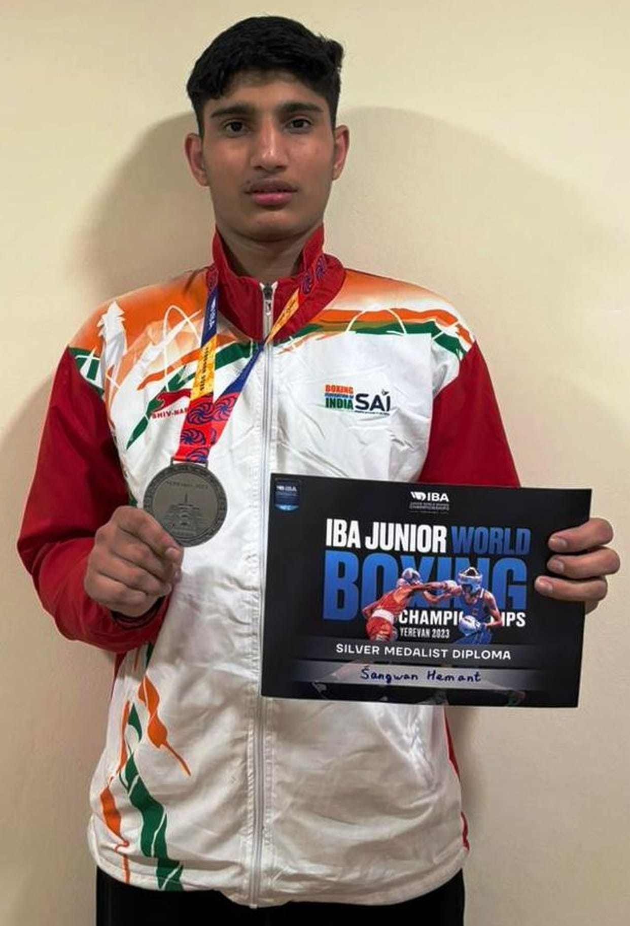 Hemant won silver medal in his first international boxing championship