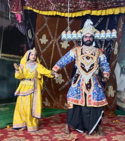 Staging of Sita kidnapping and Jatayu killing