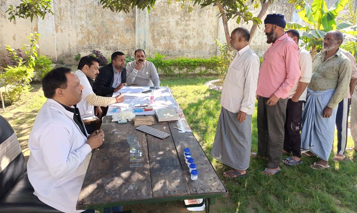 326 prisoners were examined in the district jail