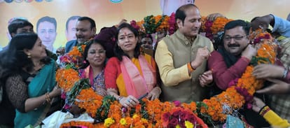 Take development plans to every home: Suresh Rana