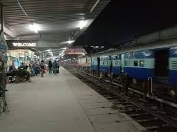 LED lights of the platform will be lit with modern technology