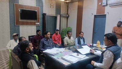 Representatives of political parties should cooperate