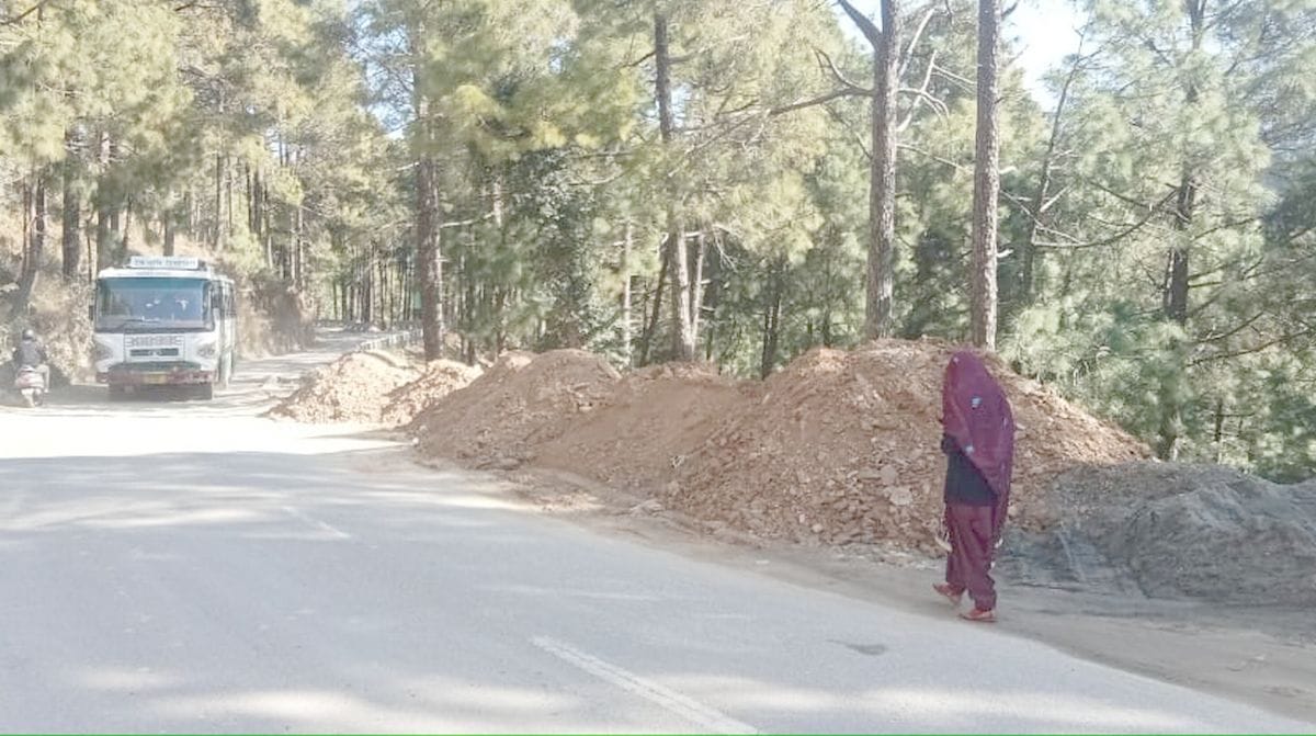 Dumping site built on the side of the highway from Bankunthnagar to Galu