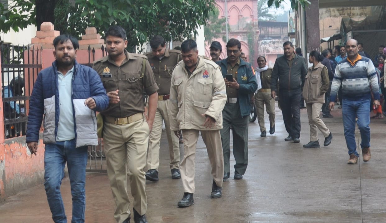 Sick young man parked his bike, guards dragged him and beat him
