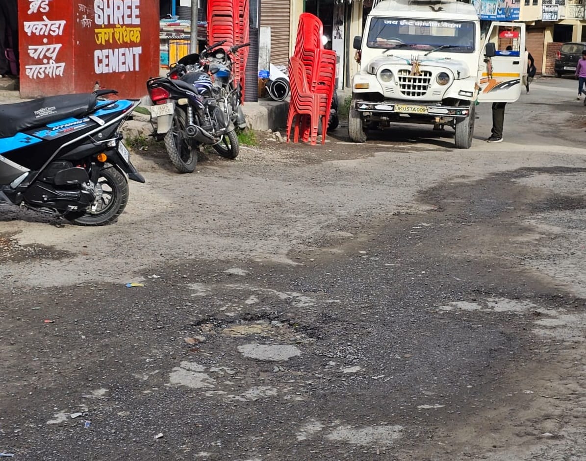 SDM and BDO will inspect whether the roads are pothole free or not