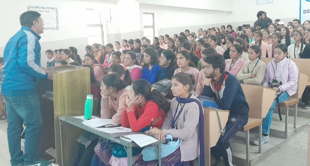 Sunaina won in slogan writing and Sujal won in quiz.