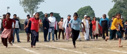 Nitesh tops in 100m race and Saloni tops in 200m.