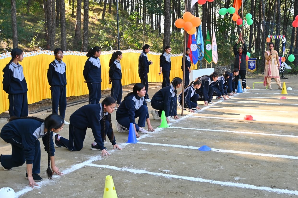 Parth won in 50 meter race and Dakshita won in 60 meter race.