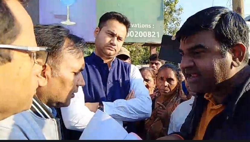 People of Rampura protested against the construction of culvert