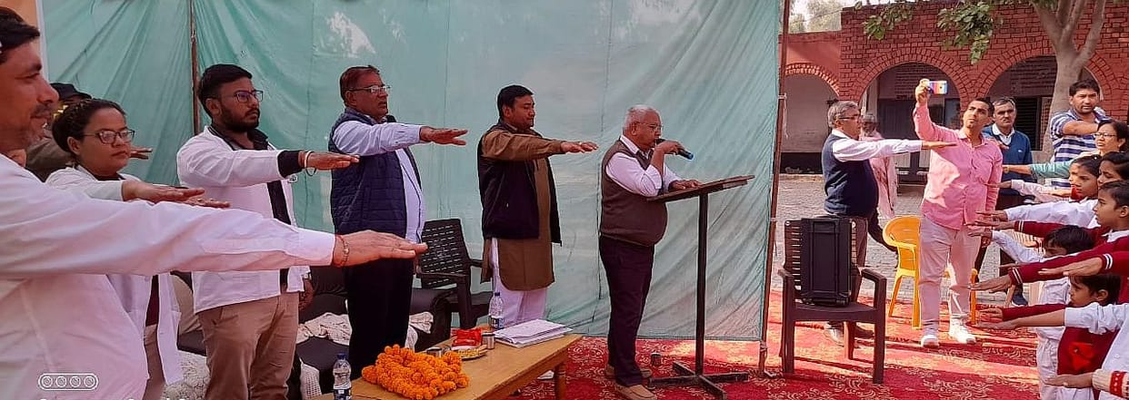Welcomed the Yatra upon reaching Dhani and Ikkas villages.