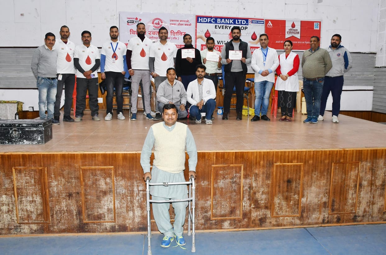 41 blood donors made great donation in Bachat Bhavan