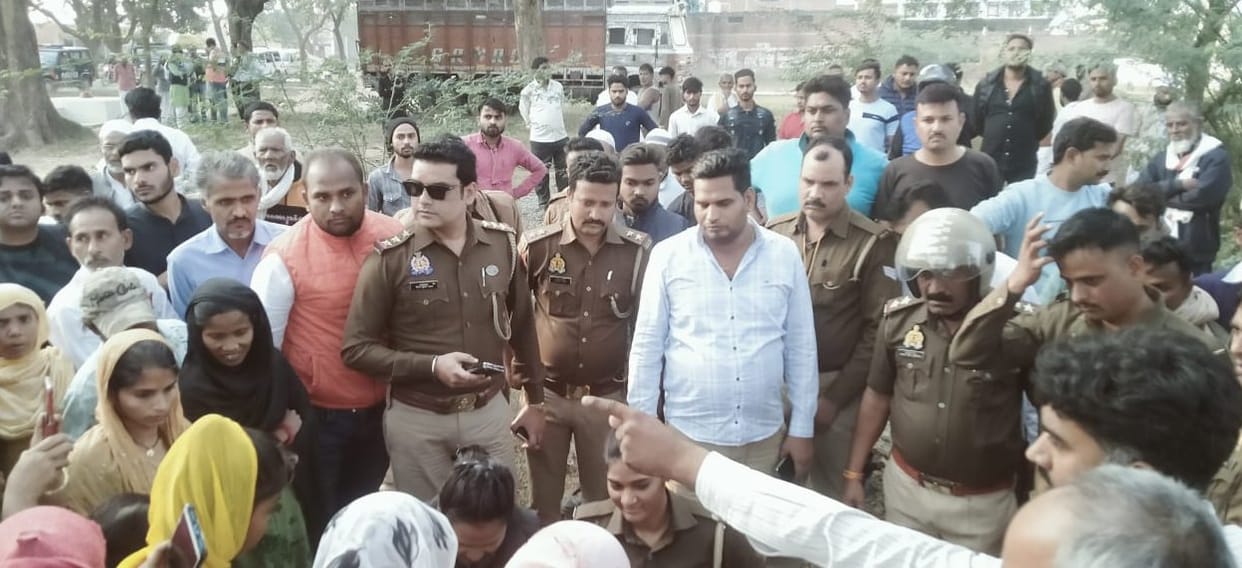Attempt to bury dead body on the ground of Panchayat Bhawan, SDM stopped