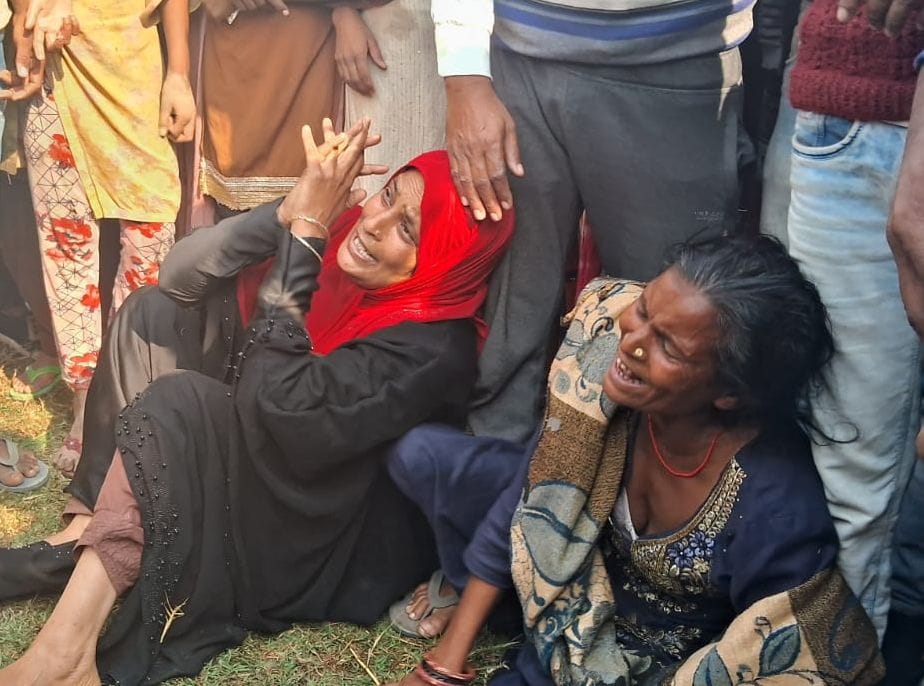Dead body of teenager found in river on fourth day, case registered against lover