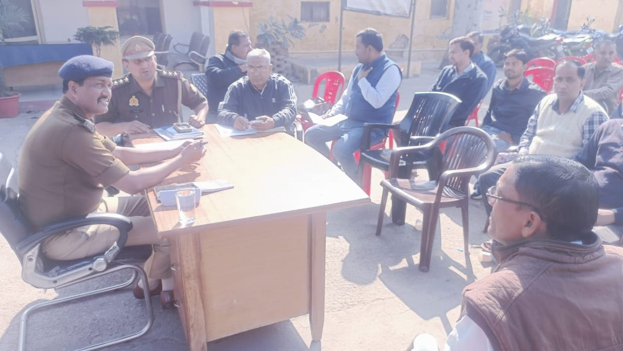 SP heard the problems in Puranpur and Ghungchai