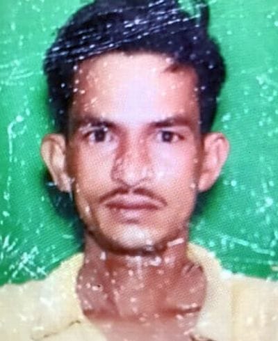 Farmer dies after falling from tractor-trolley