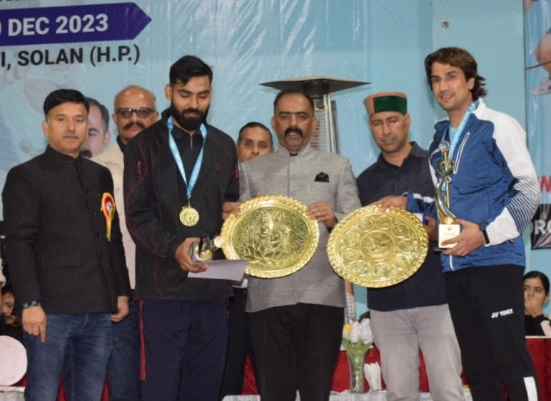 Harminder and Lakhvindra winners in badminton doubles