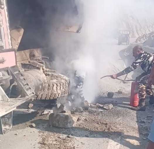 Truck caught fire due to tire burst in Purnagiri area