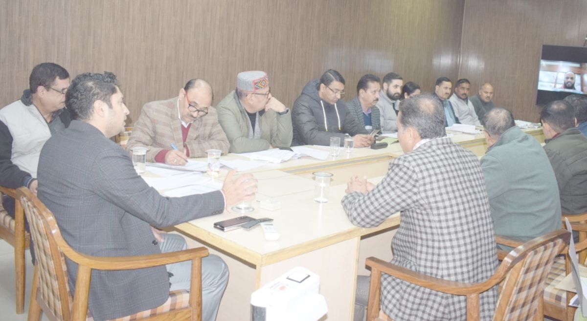 Action should be taken against common service centers charging excessive fees: Deputy Commissioner