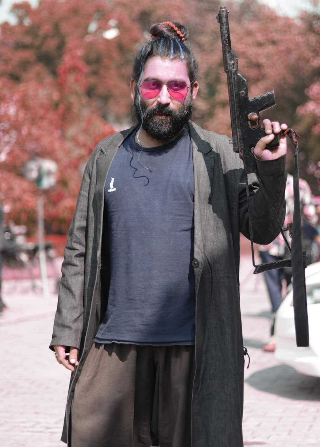 Hair style and voice became the identity of film actor Vivek Sinha.
