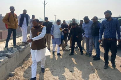 Substandard bricks are being used in the construction of highway