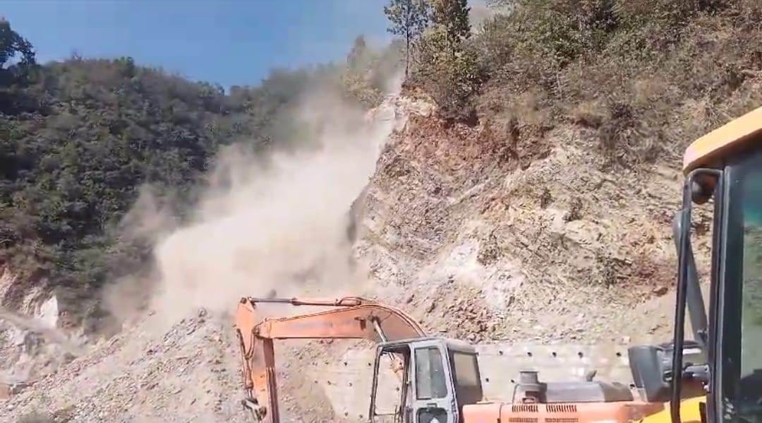 landslides continues in ponta-silai-gumma nh