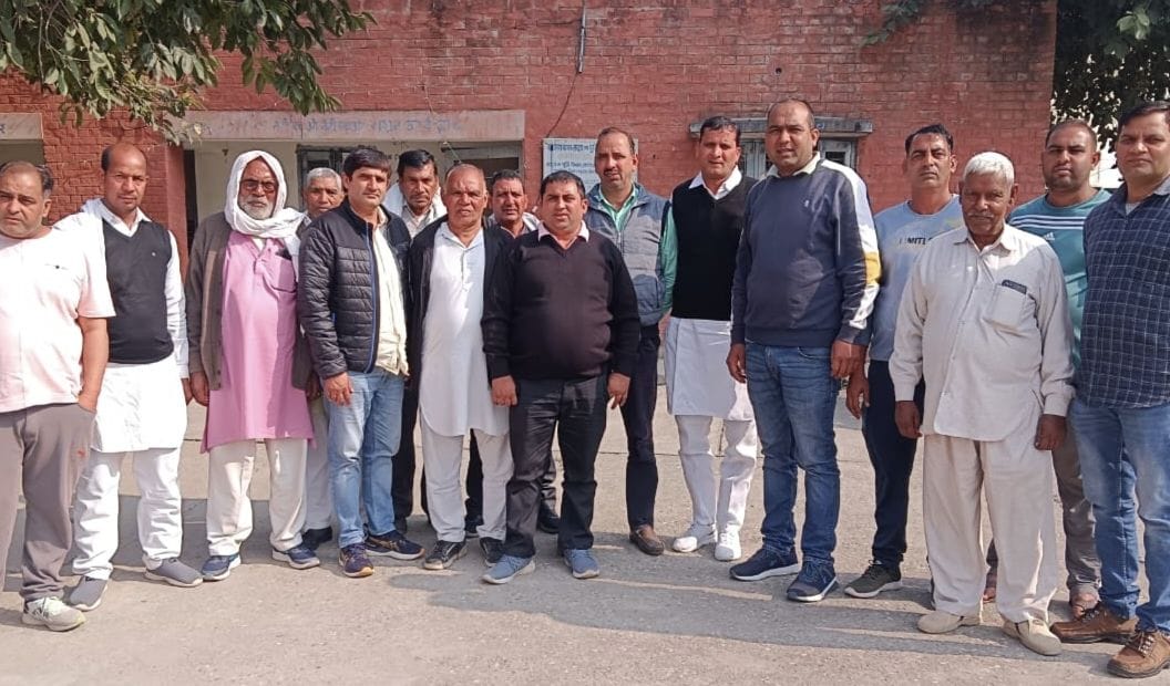 Depot holder demands solution from government regarding shortage of ration at depot