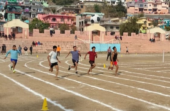 Players from Kirtinagar and Jaunpur dominated